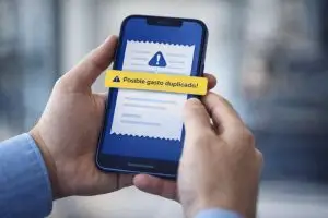 Novedad Captio en Stratic: alerta automática de posible gasto duplicado al digitalizar tickets desde el móvil